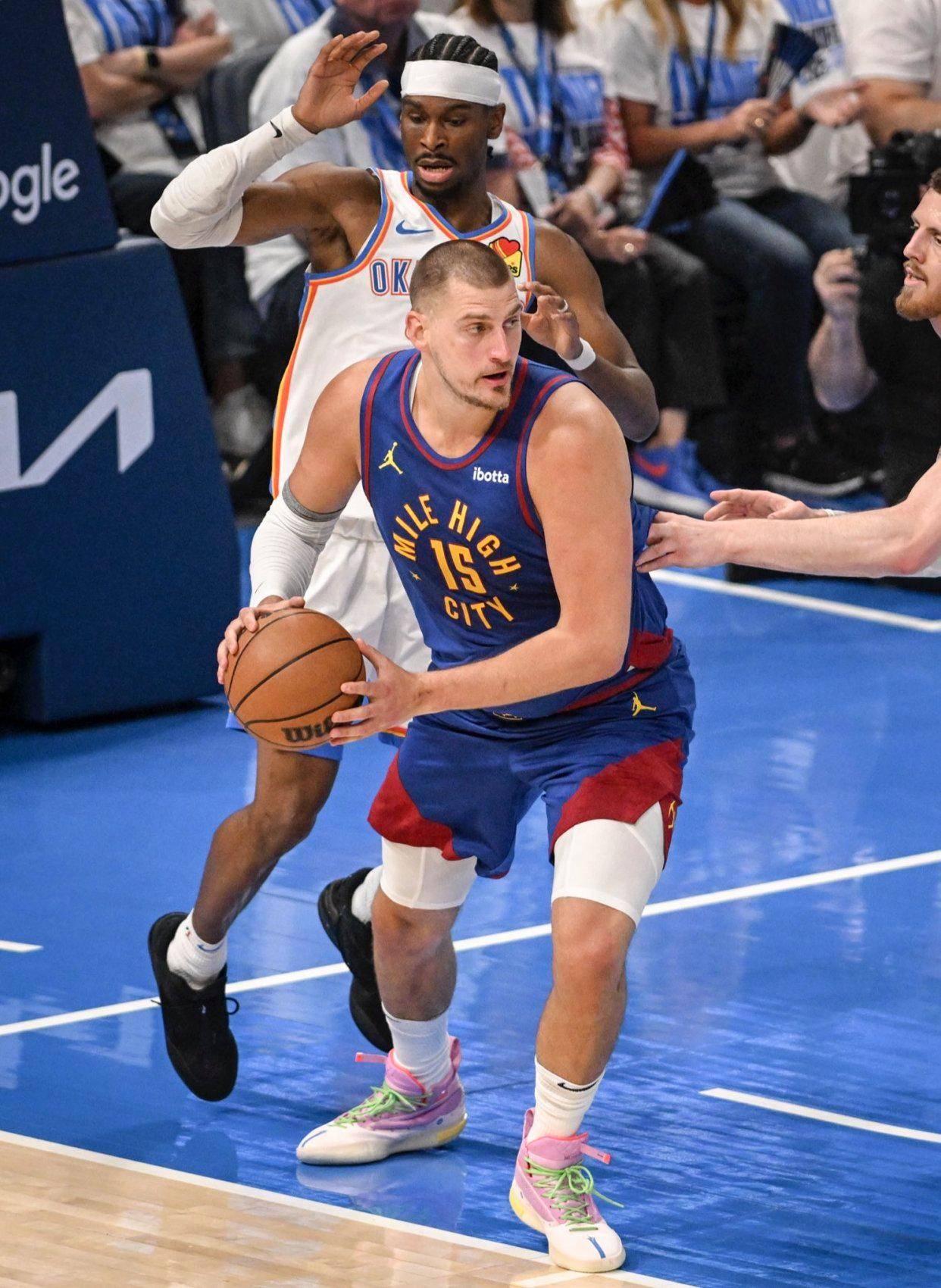 展现出了强 展现出了强