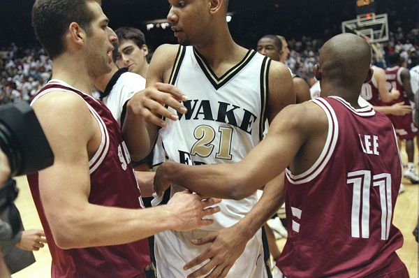 脚步临近 脚步临近