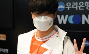 稳居前列的 稳居前列的