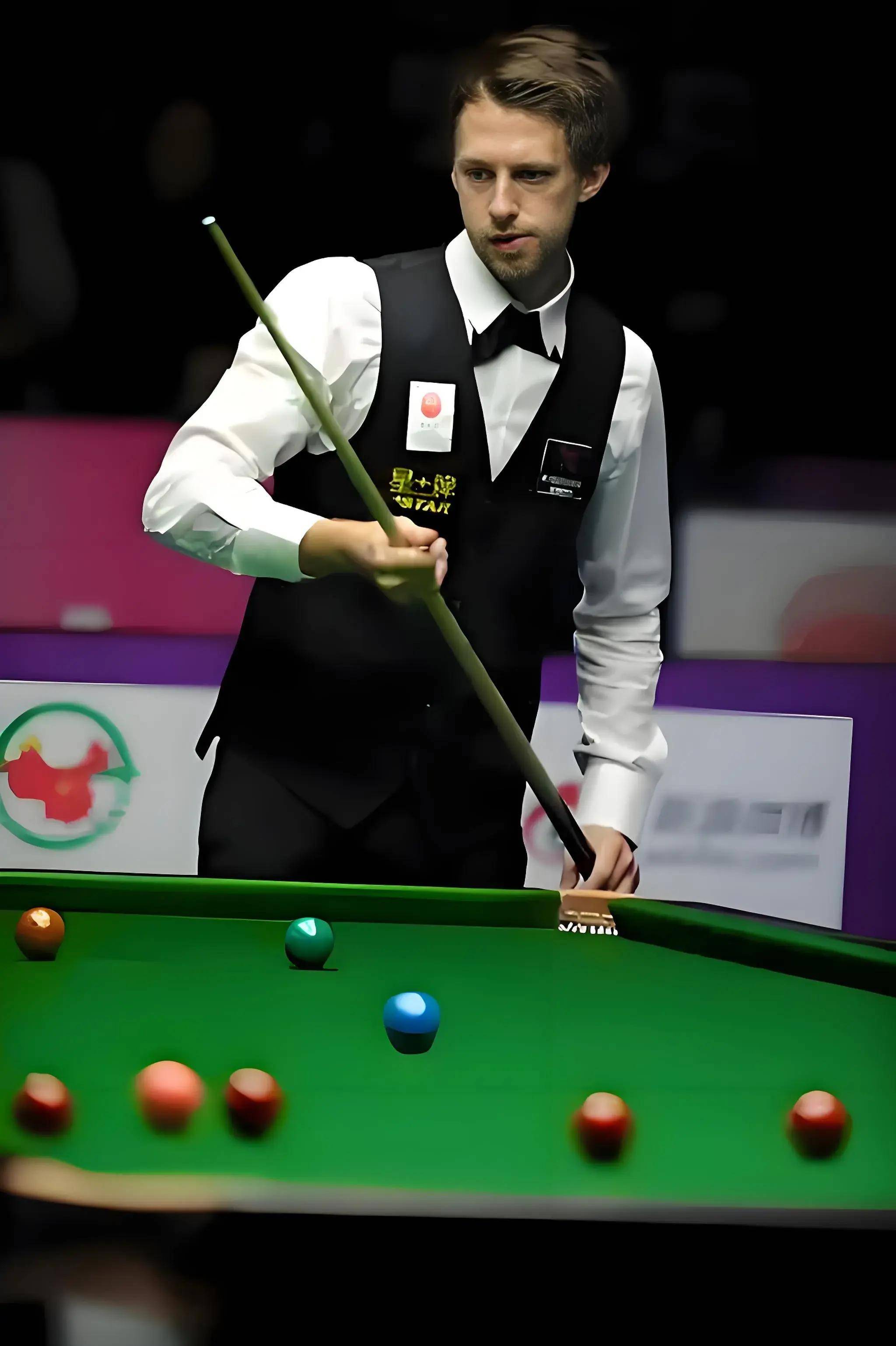 而骑士若无 而骑士若无