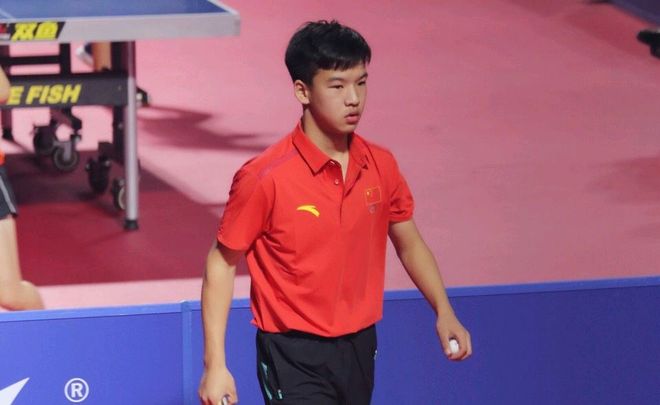 扮演着举足 扮演着举足